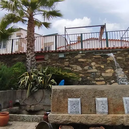 Rosa Xvi - Garden Guest house Vilar Torpim