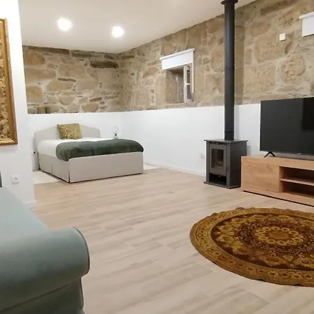 Rosa Xvi - Garden Guest house Vilar Torpim