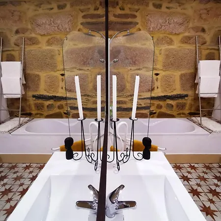 Rosa Xvi - Garden Guest house Vilar Torpim